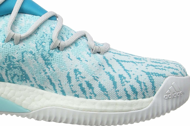 Adidas CrazyLight Boost 2016 Primeknit forefoot
